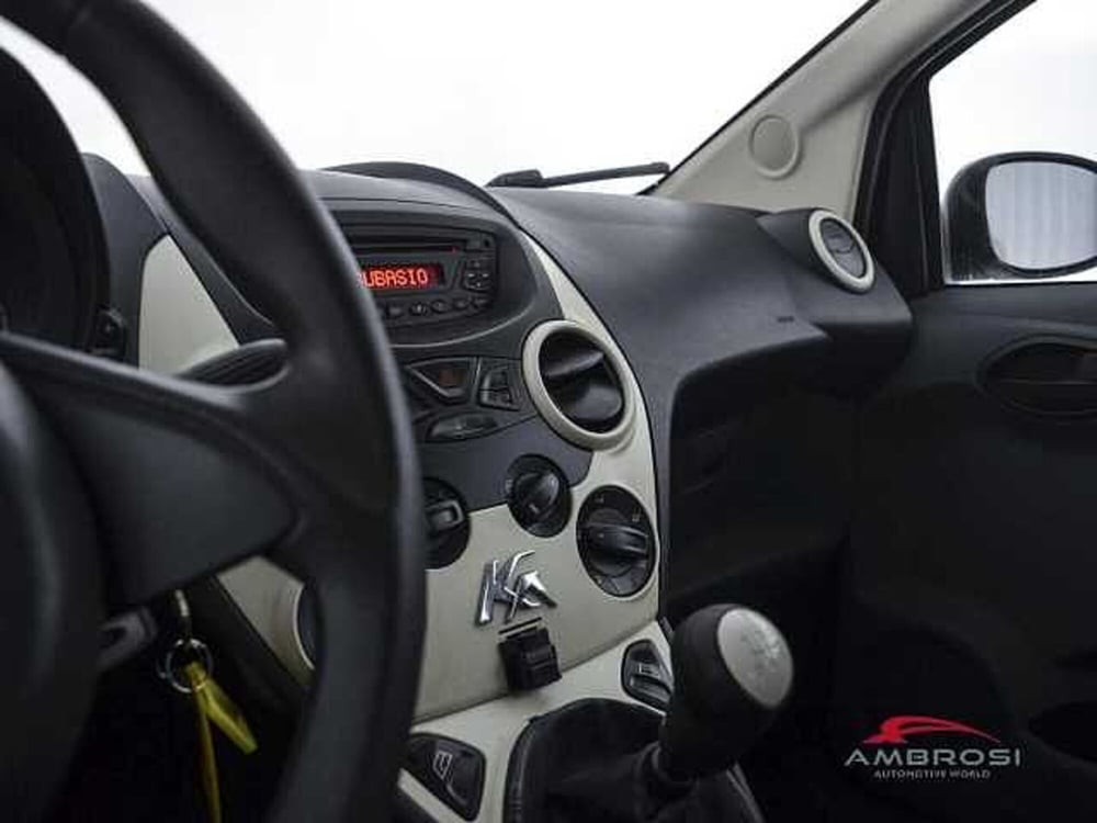 Ford Ka usata a Viterbo (19)