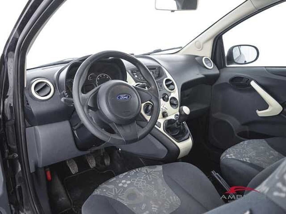Ford Ka usata a Viterbo (8)