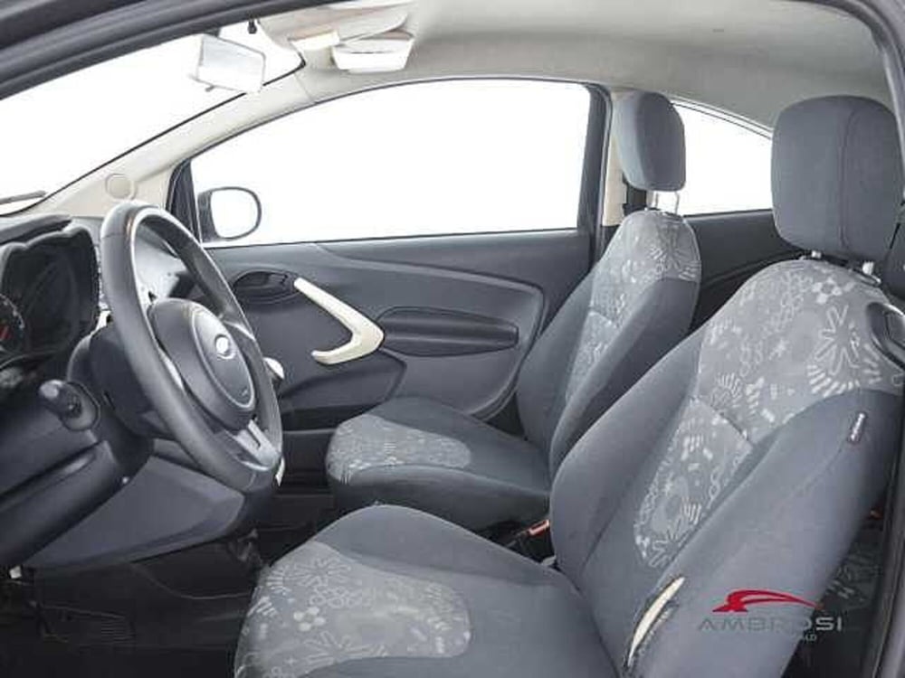Ford Ka usata a Viterbo (9)