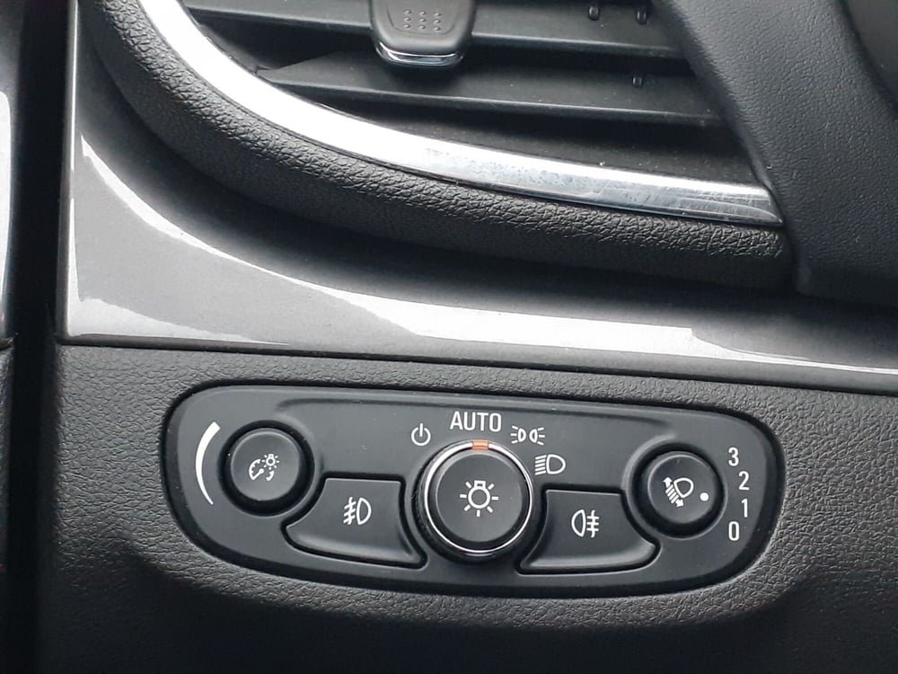 Opel Mokka usata a Modena (10)