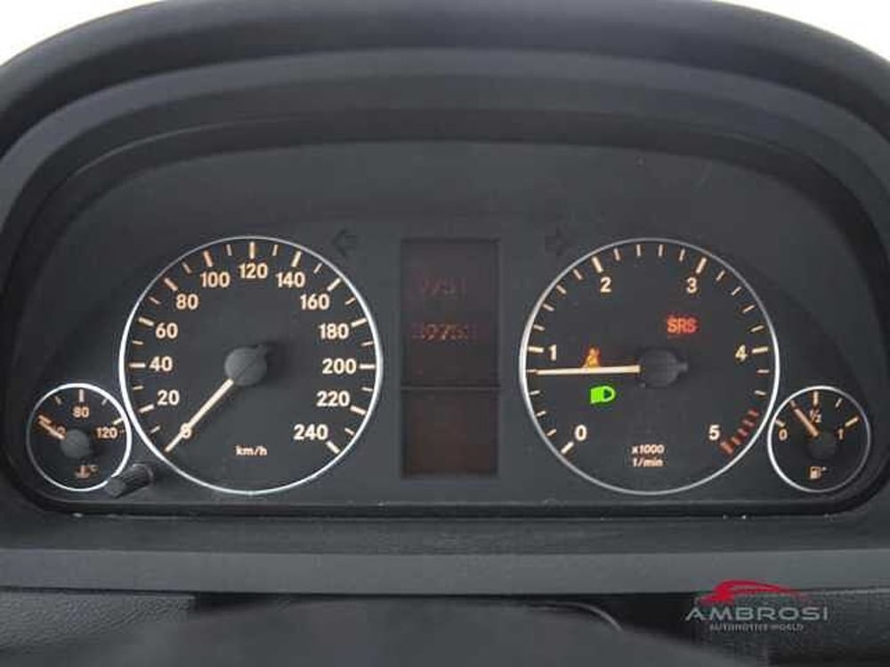 Mercedes-Benz Classe A usata a Viterbo (13)