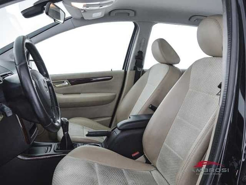 Mercedes-Benz Classe A usata a Viterbo (9)