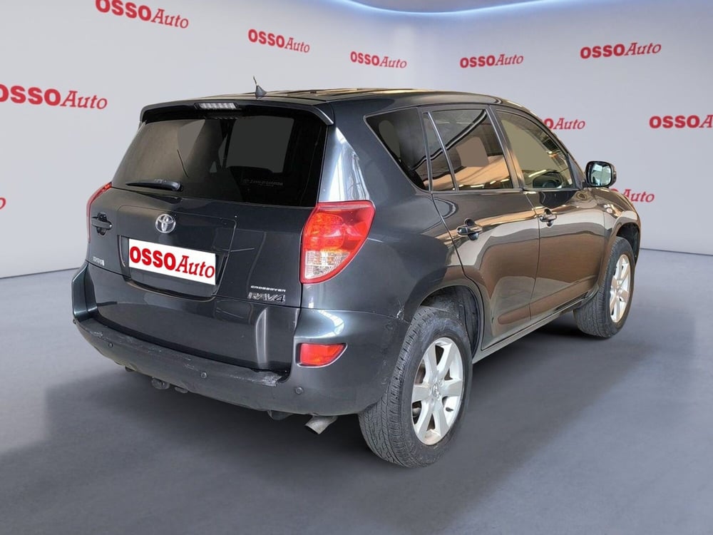 Toyota Rav4 usata a Udine (3)