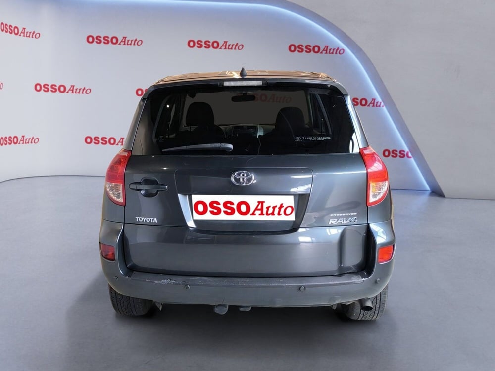 Toyota Rav4 usata a Udine (6)
