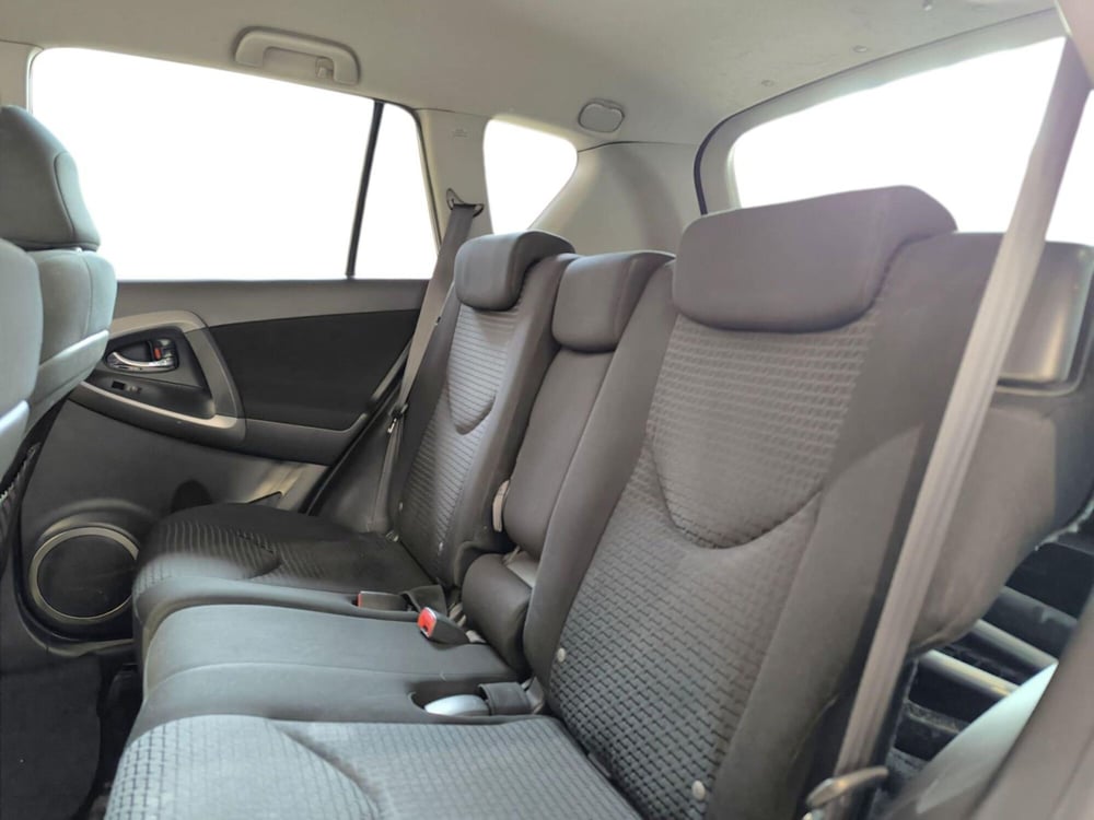 Toyota Rav4 usata a Udine (9)