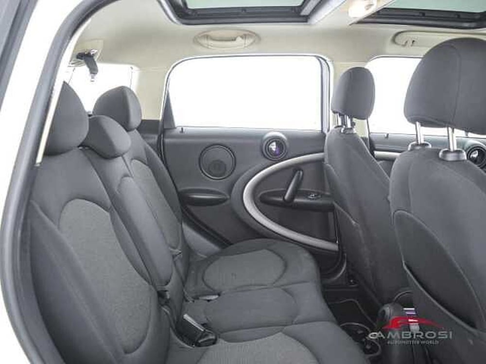 MINI Mini Countryman usata a Viterbo (11)