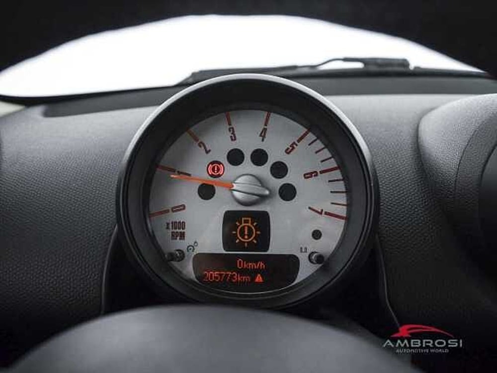 MINI Mini Countryman usata a Viterbo (13)