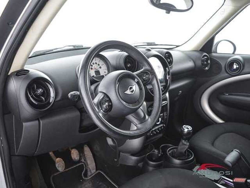 MINI Mini Countryman usata a Viterbo (8)
