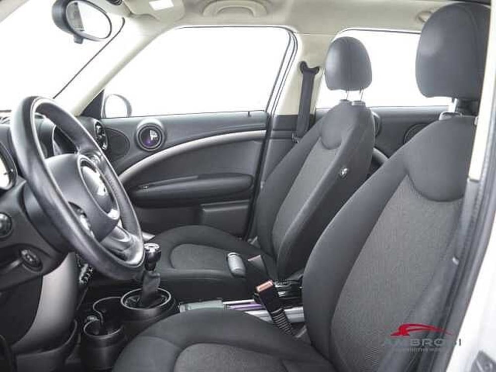 MINI Mini Countryman usata a Viterbo (9)