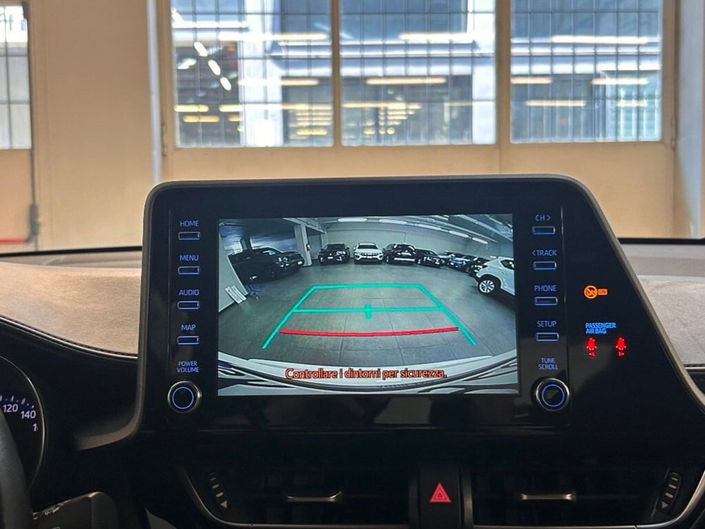 Toyota Toyota C-HR usata a Verona (13)