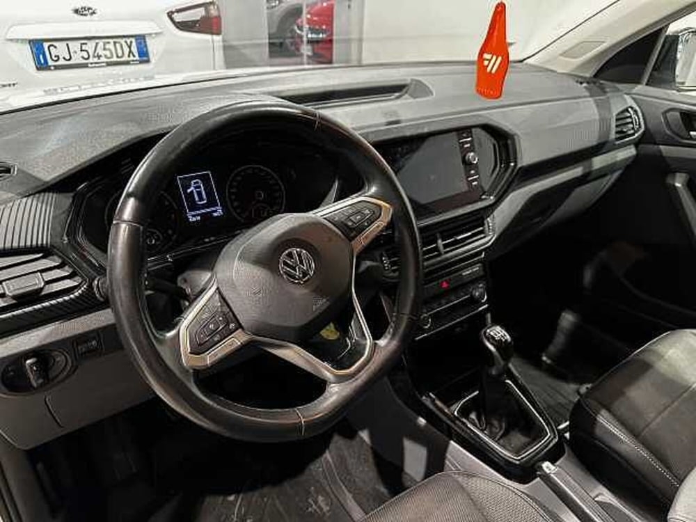 Volkswagen T-Cross usata a Genova (10)