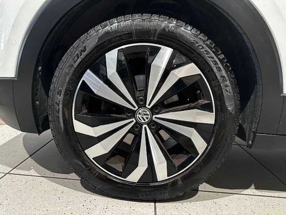 Volkswagen T-Cross usata a Genova (13)