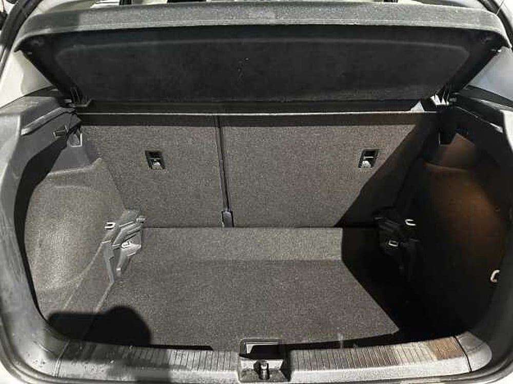 Volkswagen T-Cross usata a Genova (9)