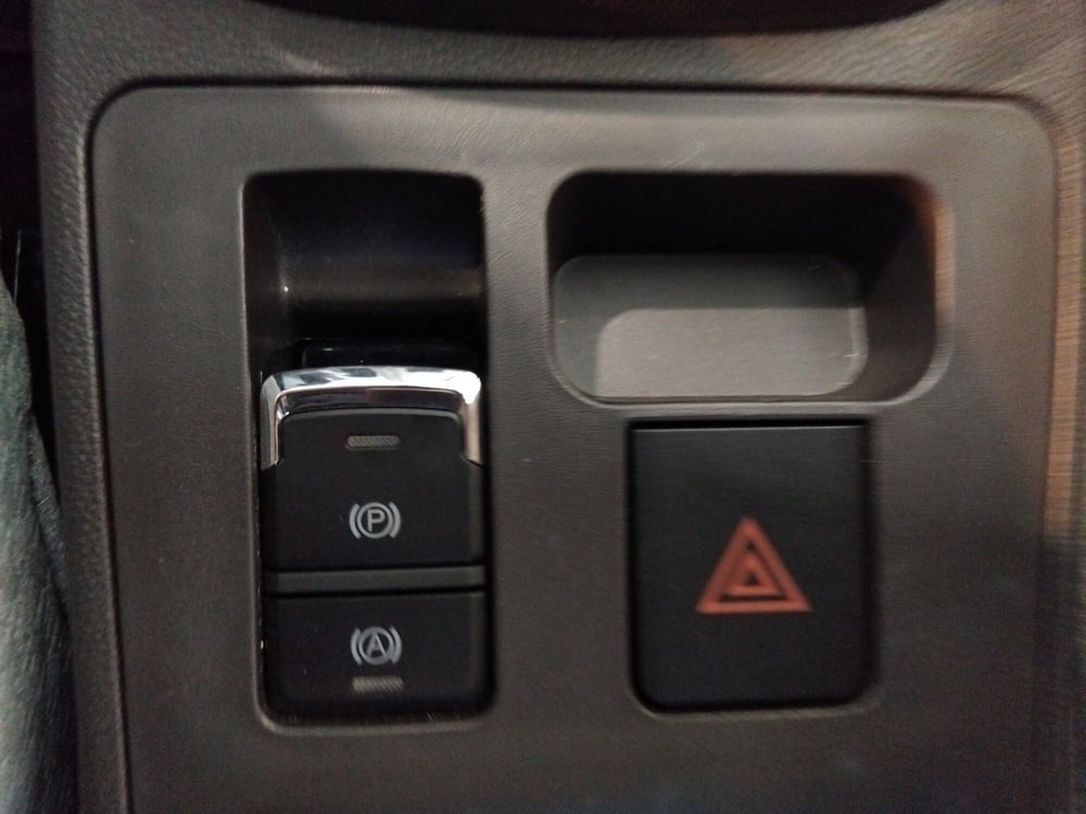 Dr dr 1.0 EV nuova a Roma (18)