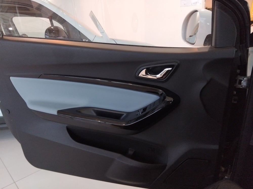 Dr dr 1.0 EV nuova a Roma (19)