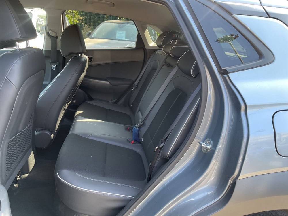Hyundai Kona usata a Roma (13)