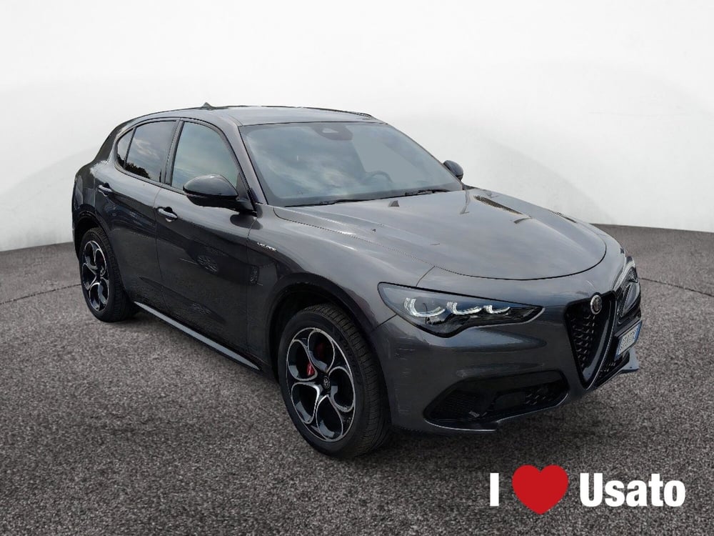 Alfa Romeo Stelvio usata a Roma (2)