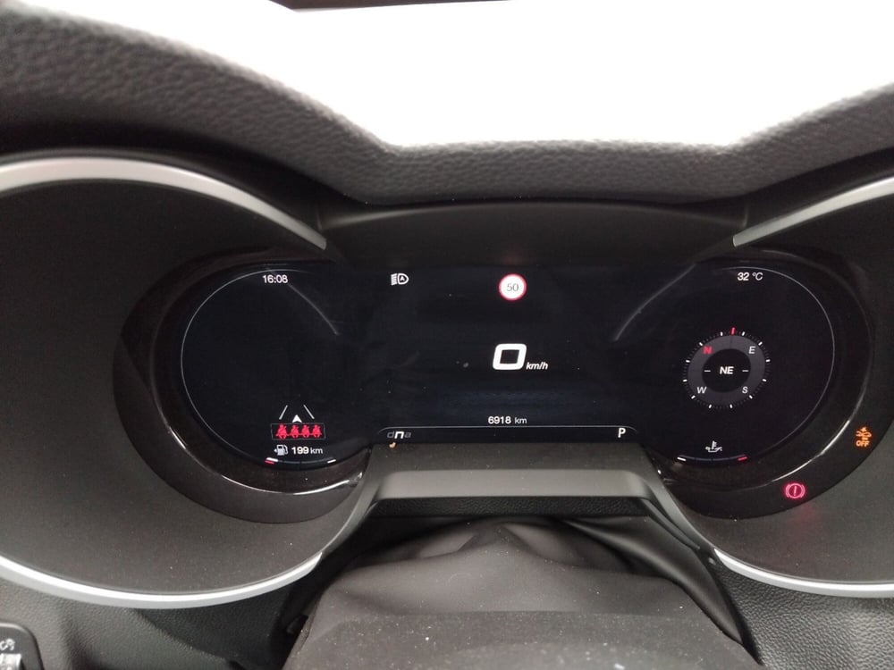 Alfa Romeo Stelvio usata a Roma (20)