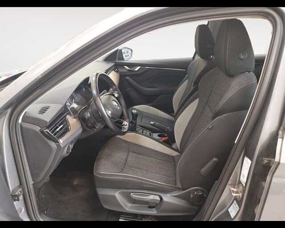 Skoda Kamiq usata a Ravenna (9)