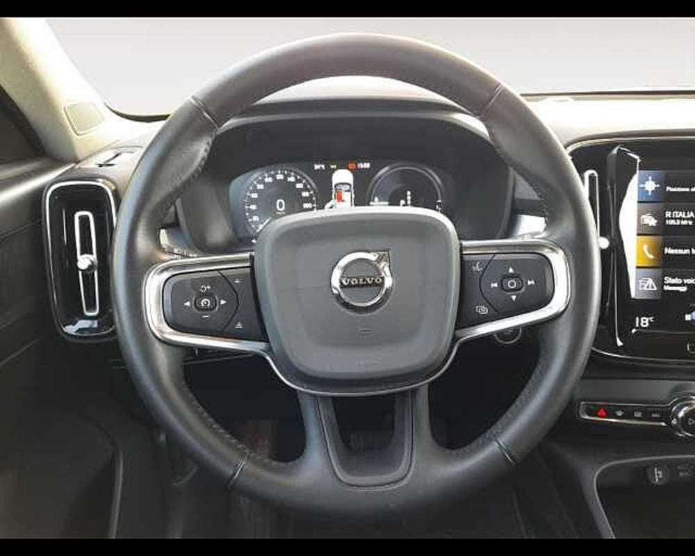 Volvo XC40 usata a Ravenna (12)