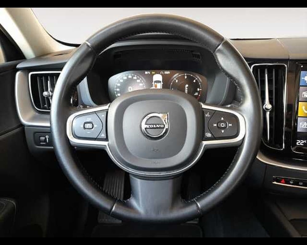Volvo XC60 usata a Ravenna (12)