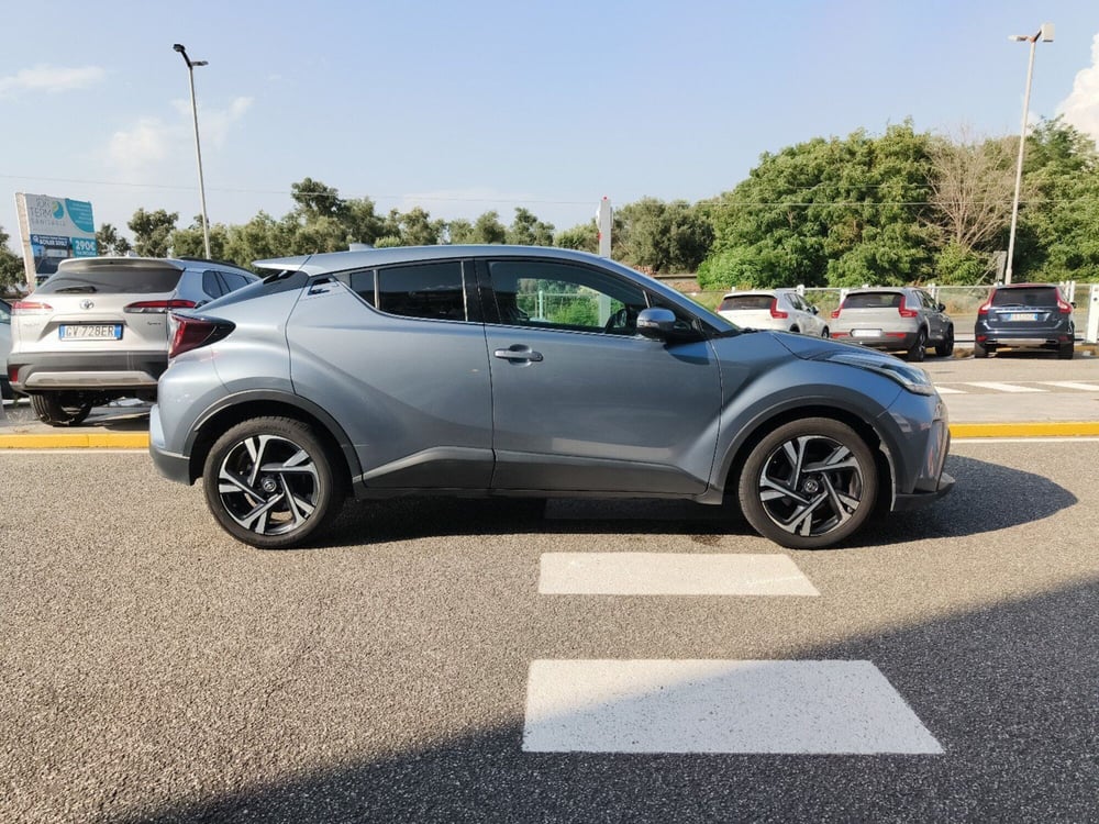 Toyota Toyota C-HR usata a Reggio Calabria (6)