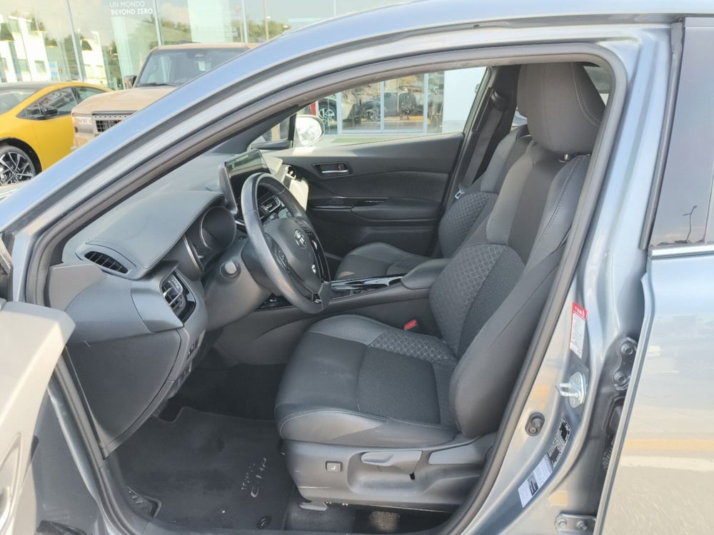 Toyota Toyota C-HR usata a Reggio Calabria (9)