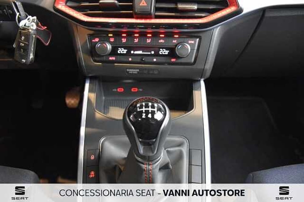 SEAT Arona usata a Verona (15)