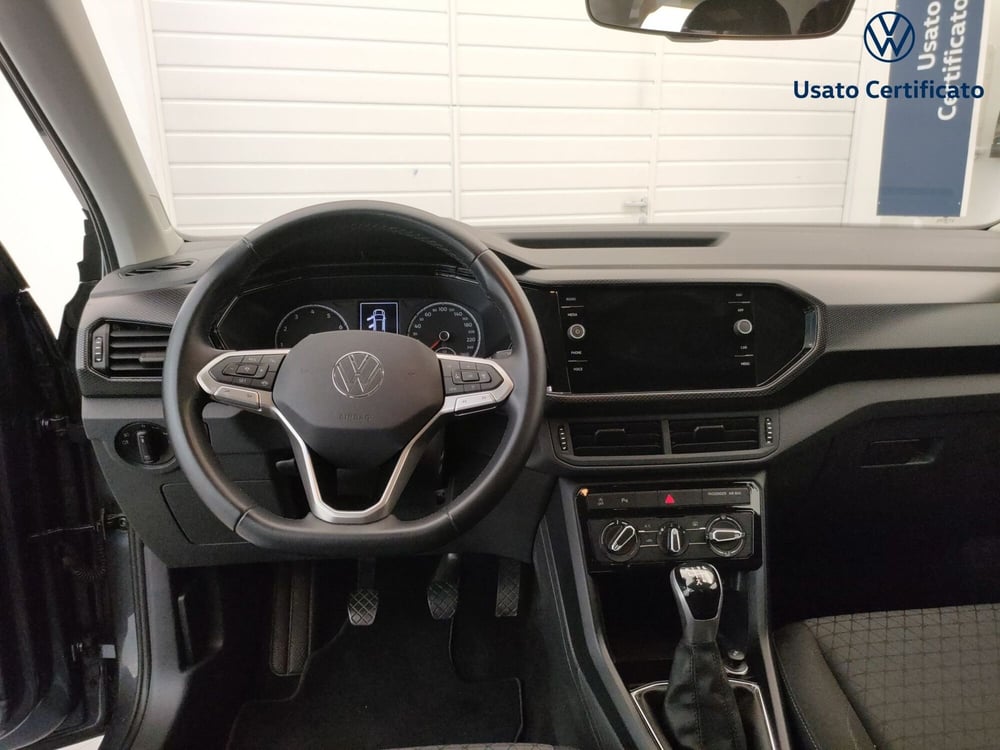 Volkswagen T-Cross usata a Varese (12)