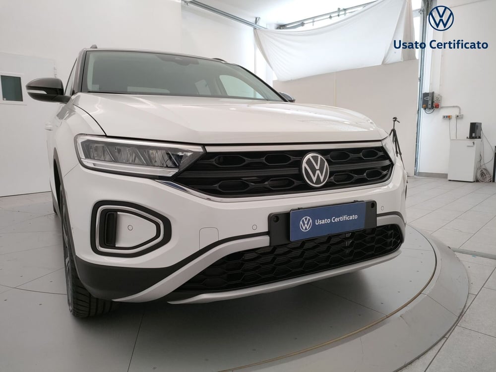 Volkswagen T-Roc nuova a Varese (6)
