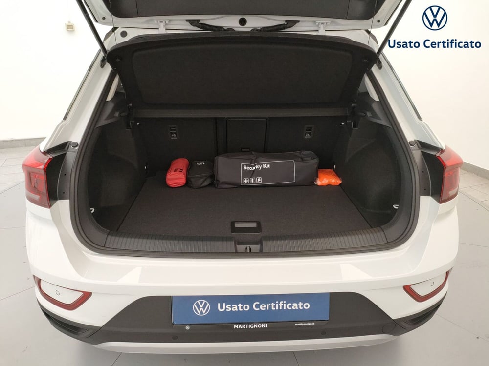 Volkswagen T-Roc nuova a Varese (9)