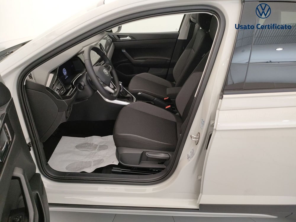 Volkswagen Taigo nuova a Varese (10)