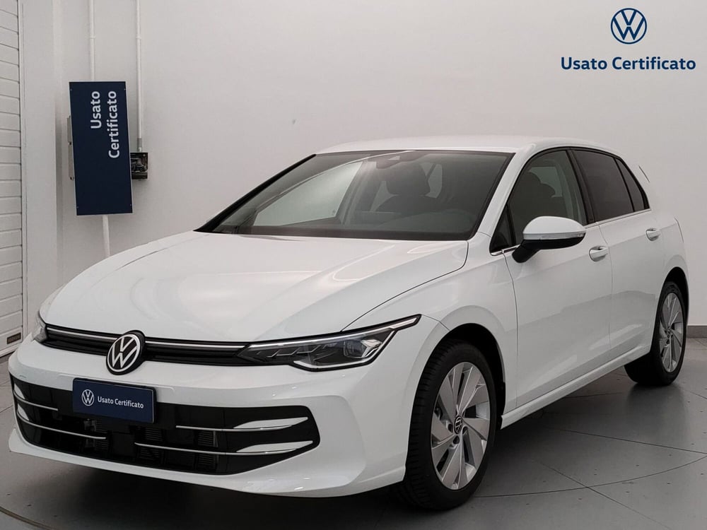 Volkswagen Golf nuova a Varese