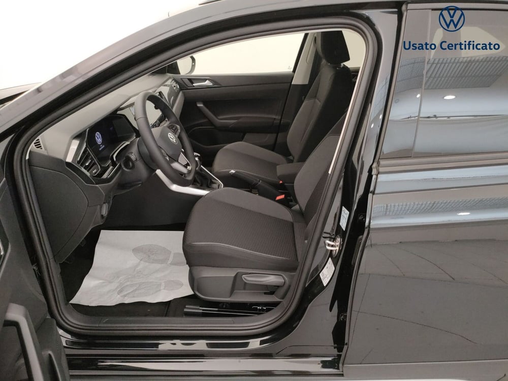 Volkswagen Taigo nuova a Varese (10)