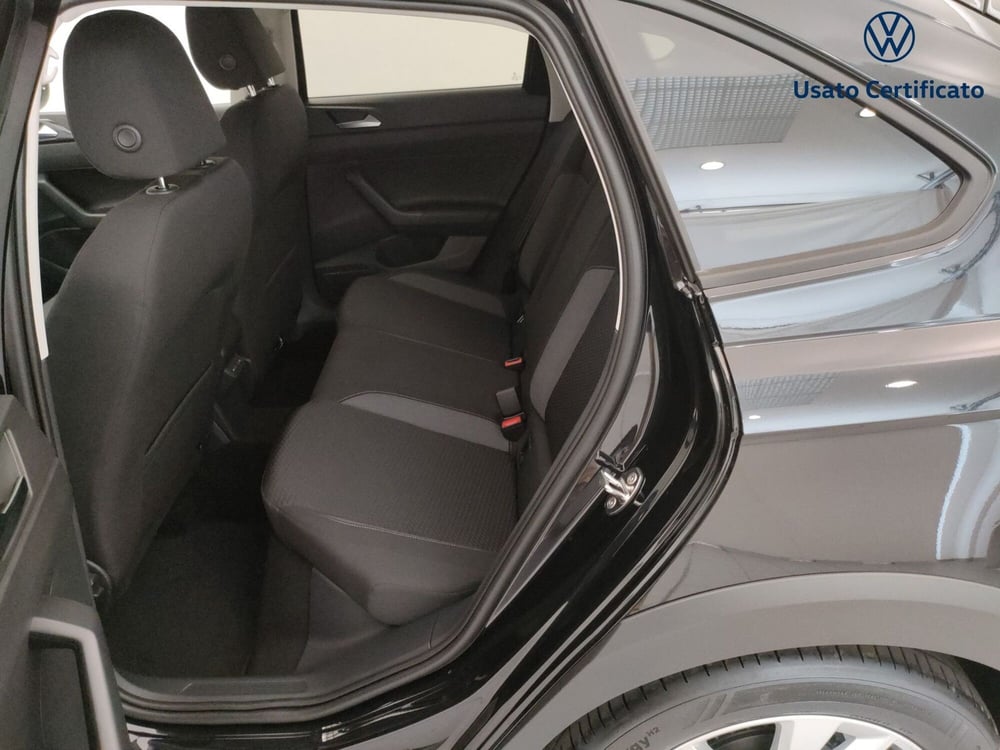 Volkswagen Taigo nuova a Varese (11)