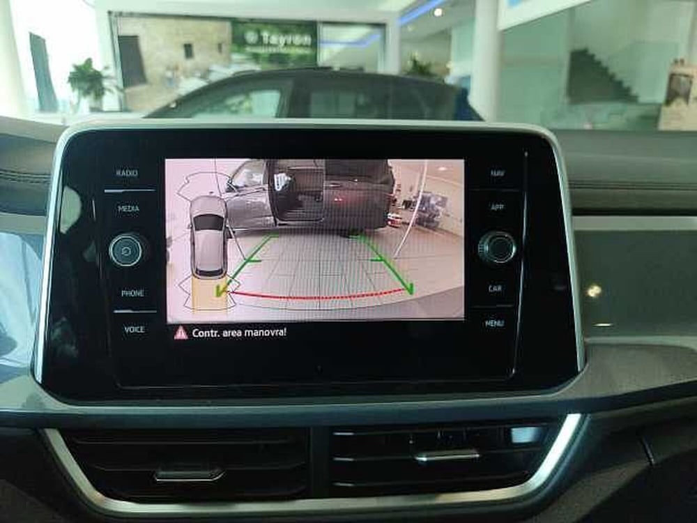 Volkswagen T-Roc nuova a Como (16)