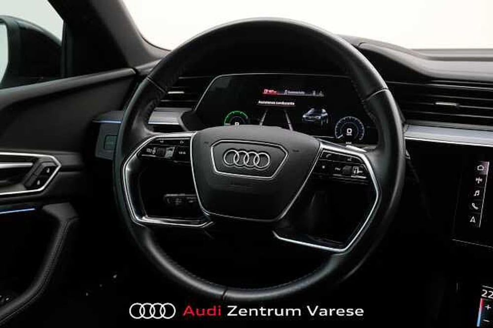 Audi e-tron Sportback usata a Varese (12)