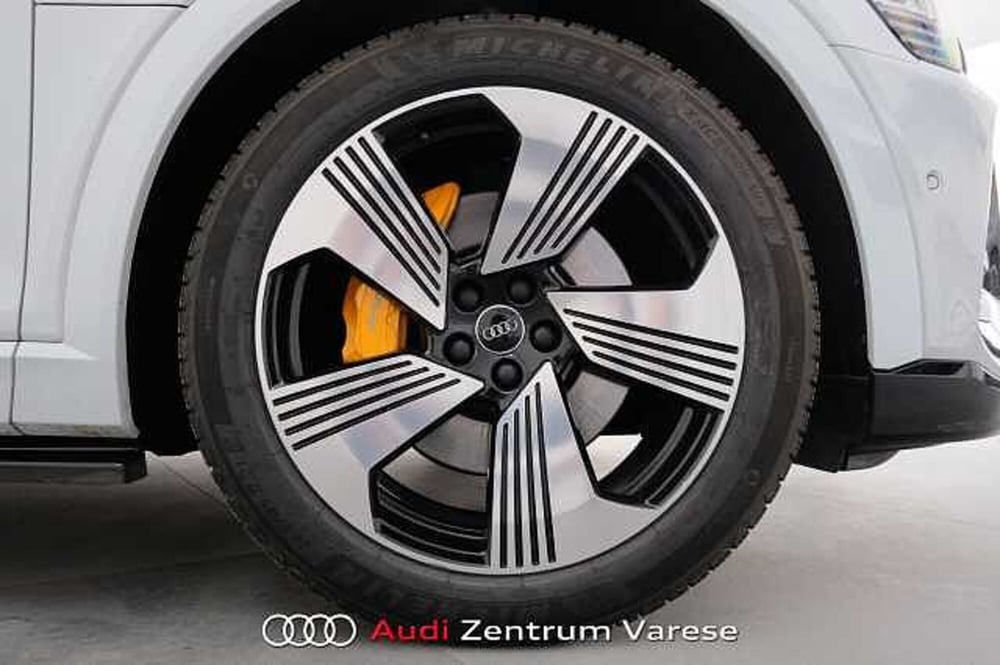 Audi e-tron Sportback usata a Varese (3)