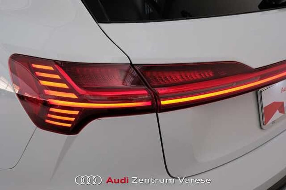 Audi e-tron Sportback usata a Varese (5)