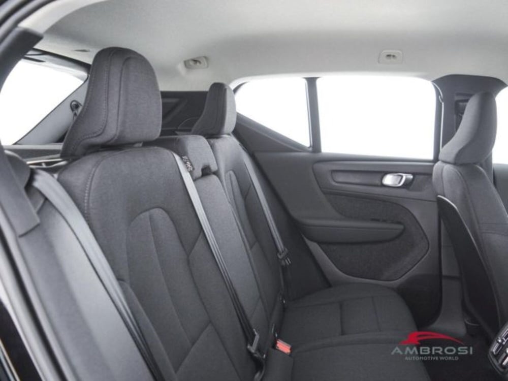 Volvo XC40 usata a Perugia (11)