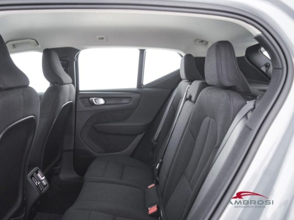 Volvo XC40 usata a Perugia (10)