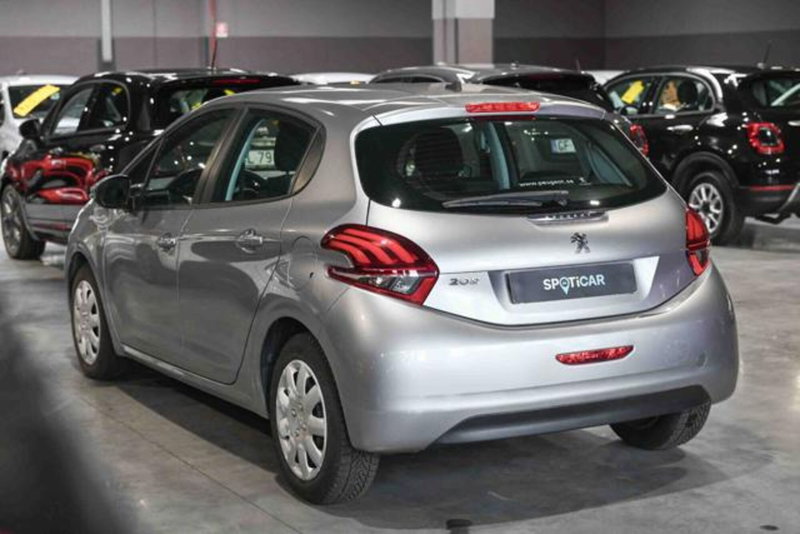 Peugeot 208 usata a Torino (7)
