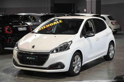 Peugeot 208 Turbo 110 S&amp;S 5 porte Allure del 2019 usata a Pianezza