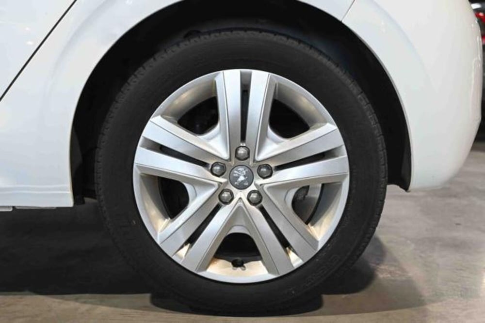 Peugeot 208 usata a Torino (10)