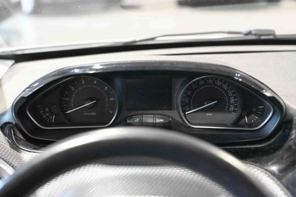 Peugeot 208 usata a Torino (17)