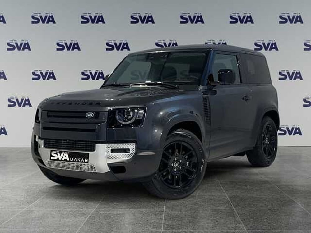 Land Rover Defender nuova a Ravenna