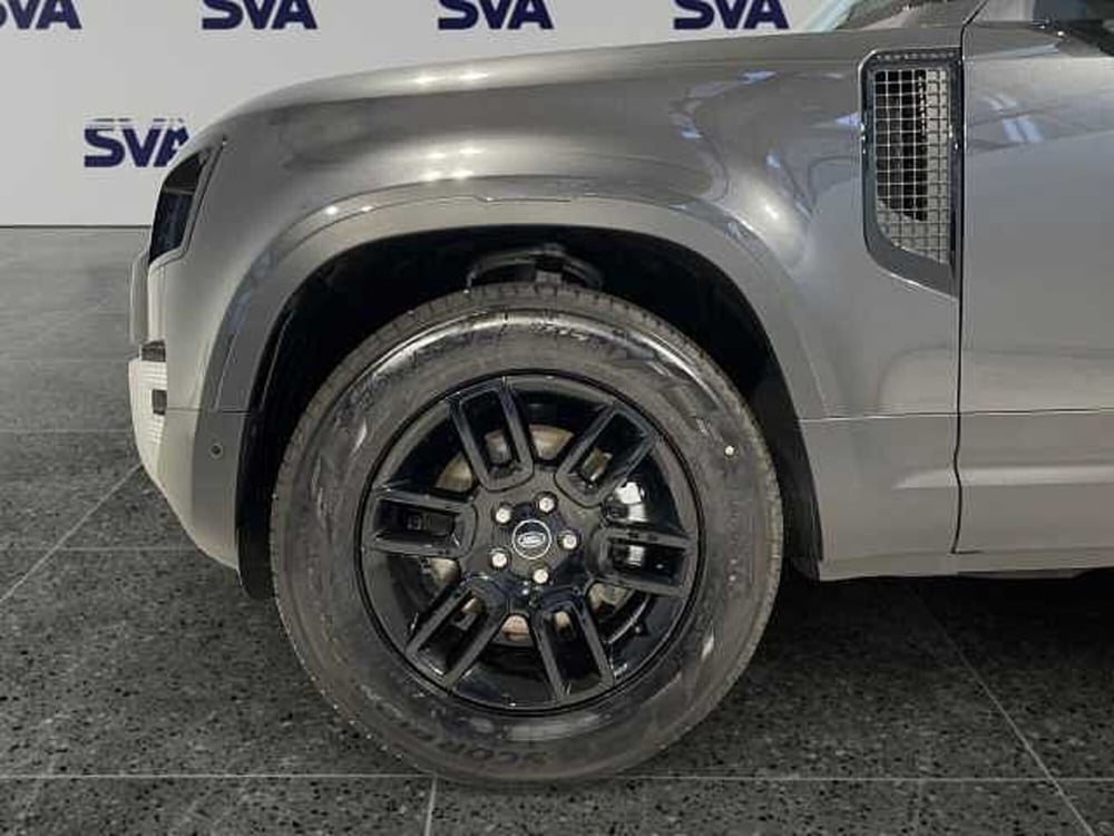 Land Rover Defender nuova a Ravenna (9)