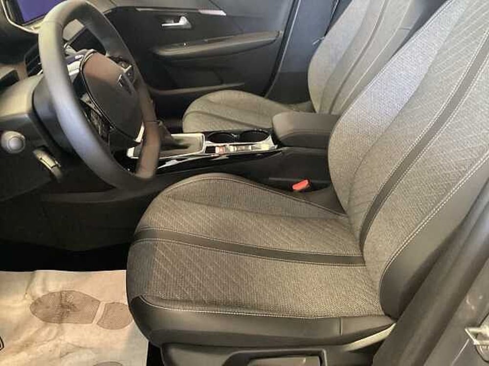 Peugeot 208 usata a Roma (11)