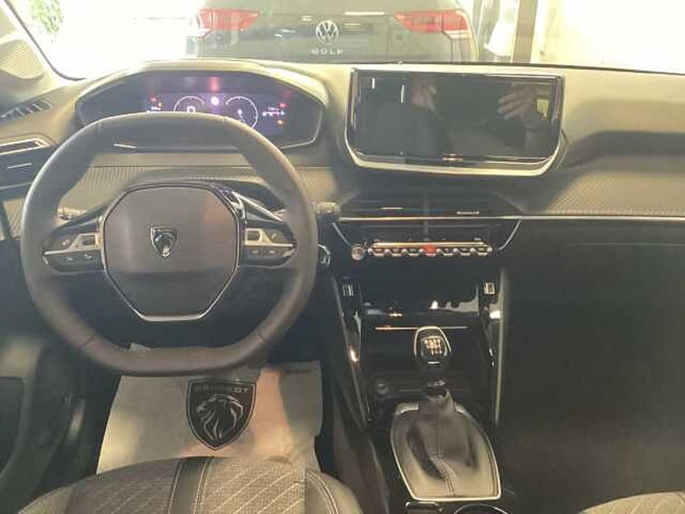 Peugeot 208 usata a Roma (8)