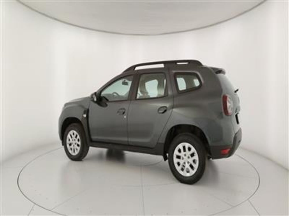 Dacia Duster usata a Bari (4)